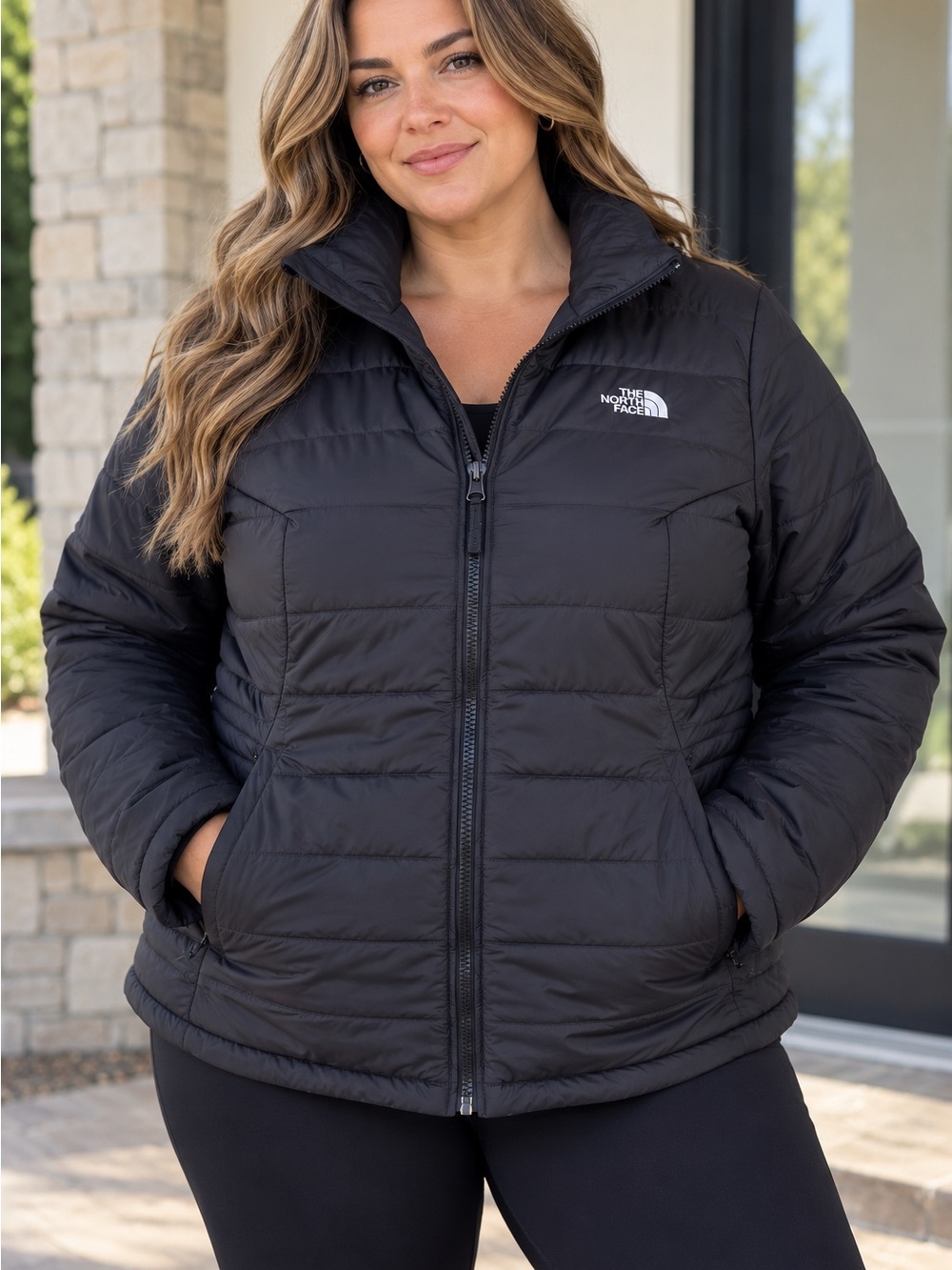 The North Face Women's XL Insulated Puffer Jacket - Black